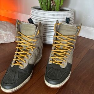 Nike dunks - Sherpa lined winter boots